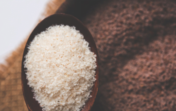 [:en]The fibre in psyllium husk helps in weight loss.[:]